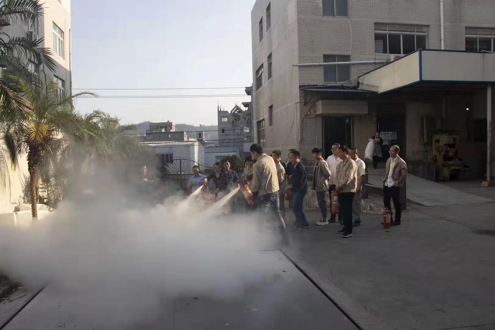 1573540878277722.jpg 消防演習(xí)1.jpg